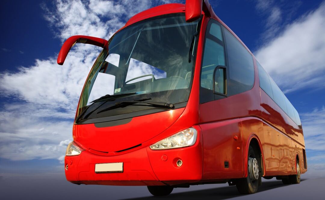 Hasta 50% de descuento en boletos de autobús (Foto: DeDinero)