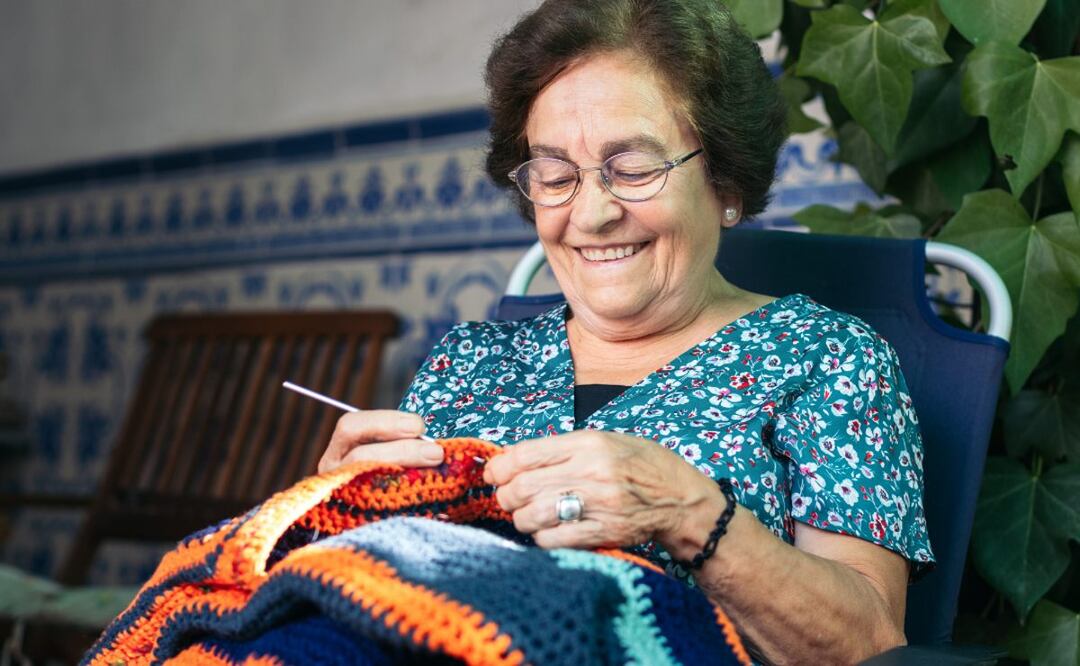 Descubre los beneficios de los Centros Culturales INAPAM en CDMX (Foto: DeDinero)