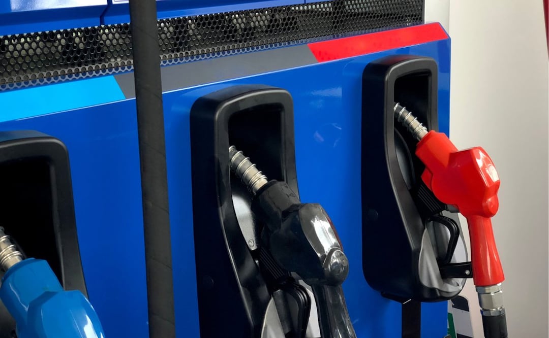 Conoce los costos de la gasolina en México. (Foto: DeDinero)