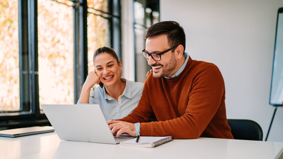 Las vacantes publicadas en el Periódico Ofertas de Empleo son completamente gratuitas y avaladas por el Servicio Nacional de Empleo de la CDMX (Foto: Canva)