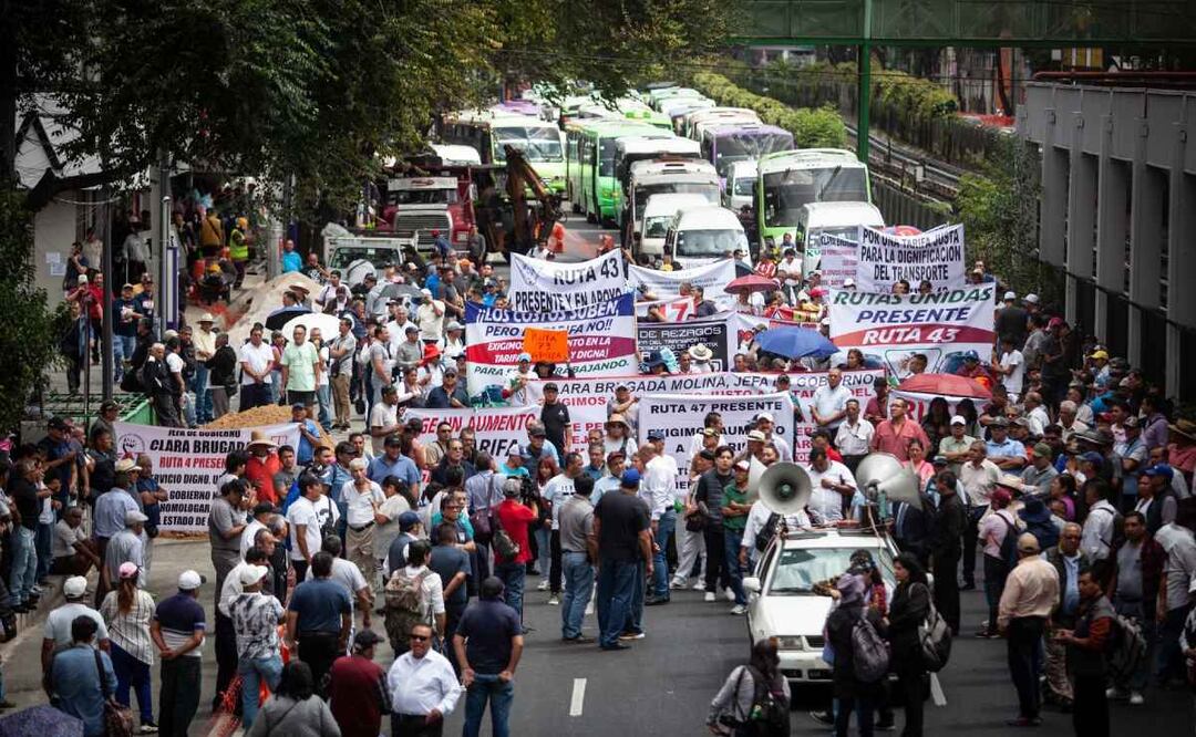 Mega bloqueo de transportistas en CDMX. (Foto: Cuartoscuro)
