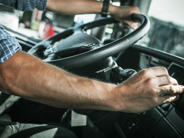 Filtran chat de conductor de DiDi con cliente, ofrece auto como hotel para ellos 2 con pago extra