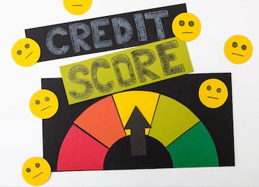 Mi Score en Buró de Crédito: Guía para mejorar tu puntaje aunque tengas deudas de hace años