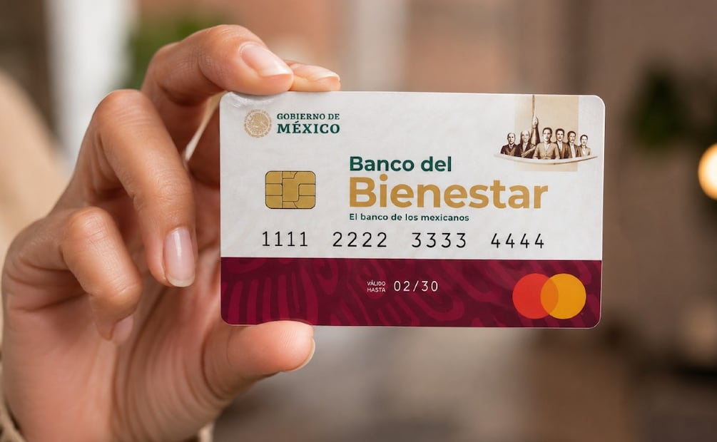 Hot Sale 2026: ¿Se puede comprar en línea con la tarjeta del Banco del Bienestar? Aquí te decimos. (Foto: creada con IA)