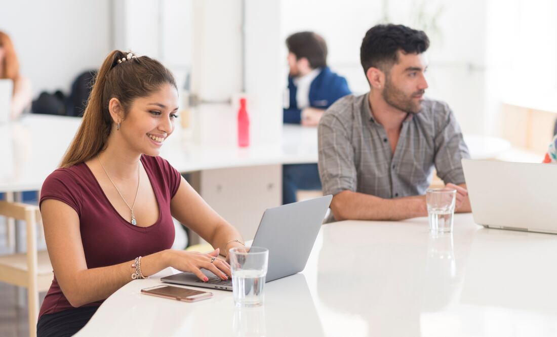 Celamex te capacita si tienes de 18 a 29 años de edad (Foto: Canva)