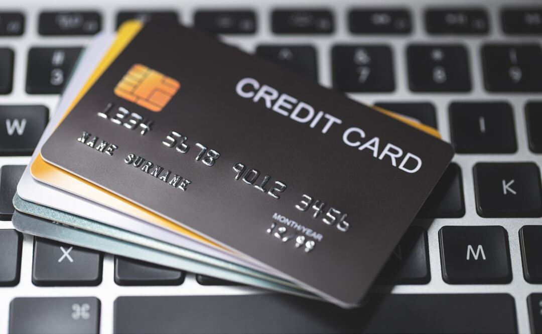 Las tarjetas de crédito se han vuelto una herramienta esencial para los mexicanos. (Foto: DeDinero)