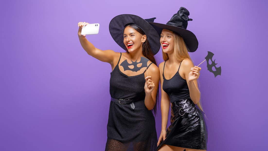 Con un poco de ingenio y estilo, cualquier mujer puede lucir espectacular en Halloween sin gastar mucho dinero (Foto: Canva)