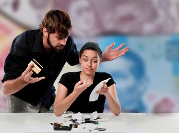 ¿Sufres violencia económica? Condusef revela las señales que no debes ignorar