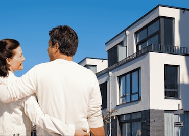 Crédito Infonavit 2025: Cuál es la edad máxima para solicitarlo si eres hombre o mujer