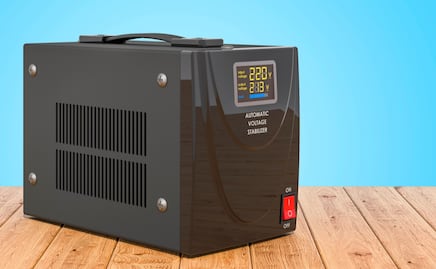 El mito del regulador de voltaje para ahorrar luz y pagar menos a CFE