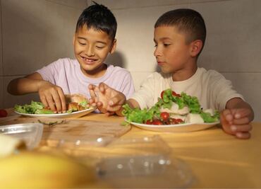 Cómo puedo hacer que mi hijo coma verduras; Profeco revela fórmula de 7 pasos para que ya no gastes