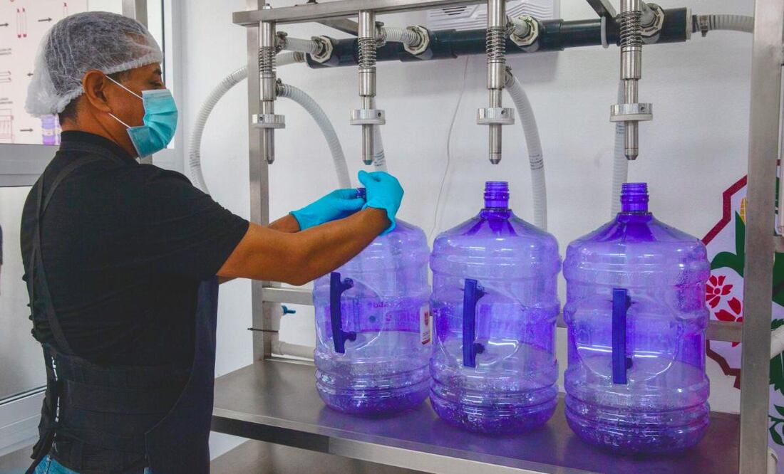 Garrafón por solo 5 pesos en la CDMX, conoce Agua Bienestar. (Foto: Cuartoscuro)