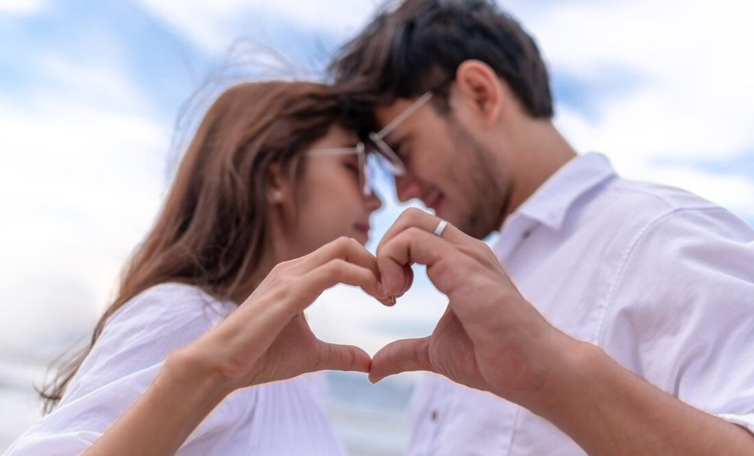 Hay muchas razones para pelearte con tu amorcito, que el dinero no sea una de ellas. (Foto: DeDinero)