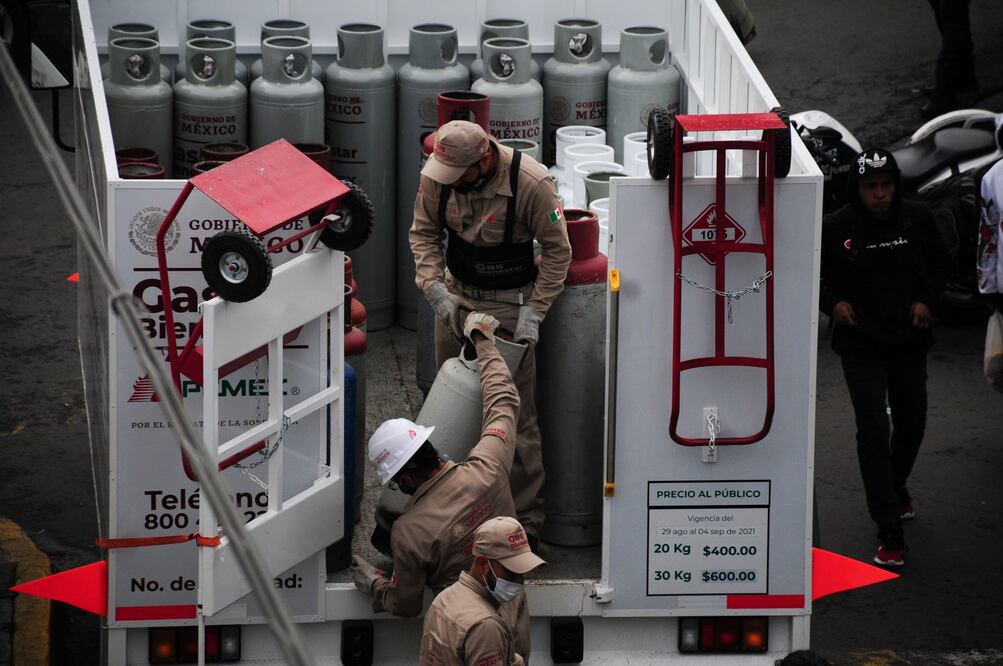 Gas Bienestar ofrece vacantes para choferes y ayudantes repartidores de gas LP (Foto: Cuartoscuro)