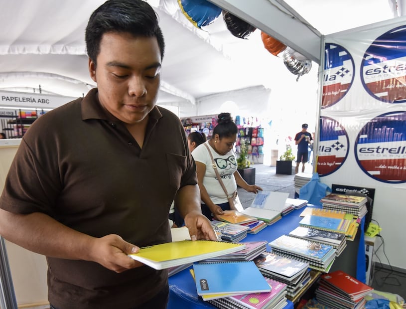 Apoyo de Útiles y Uniformes Escolares 2025 (Foto: Cuartoscuro)