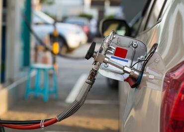 ¿Dónde encontrar la gasolina más barata en la CDMX, Jalisco, Nuevo León y Edomex?