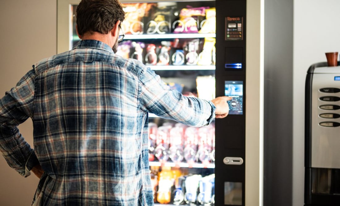 Conoce cuanto te cuesta tener una máquina expendedora en México. (Foto: DeDinero)