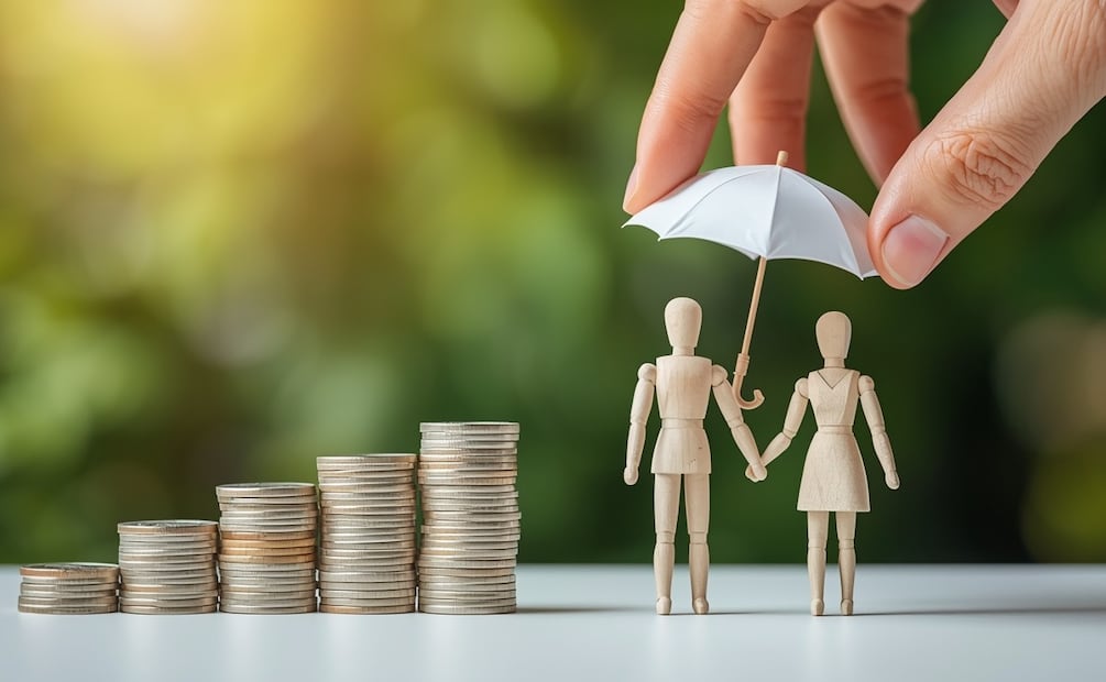 Invertir en CETES en 2026: descubre cómo convertir $100 pesos en rendimientos seguros sin complicaciones. (Foto: Creada con IA)