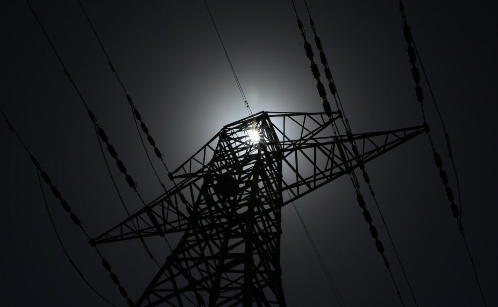 ¿CFE aplicará descuentos al recibo de luz? (Foto: DeDinero)