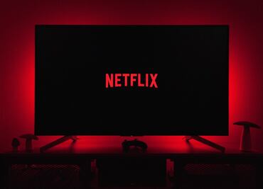 El formato mixto de Netflix para que compartas tu cuenta con alguien fuera de tu casa