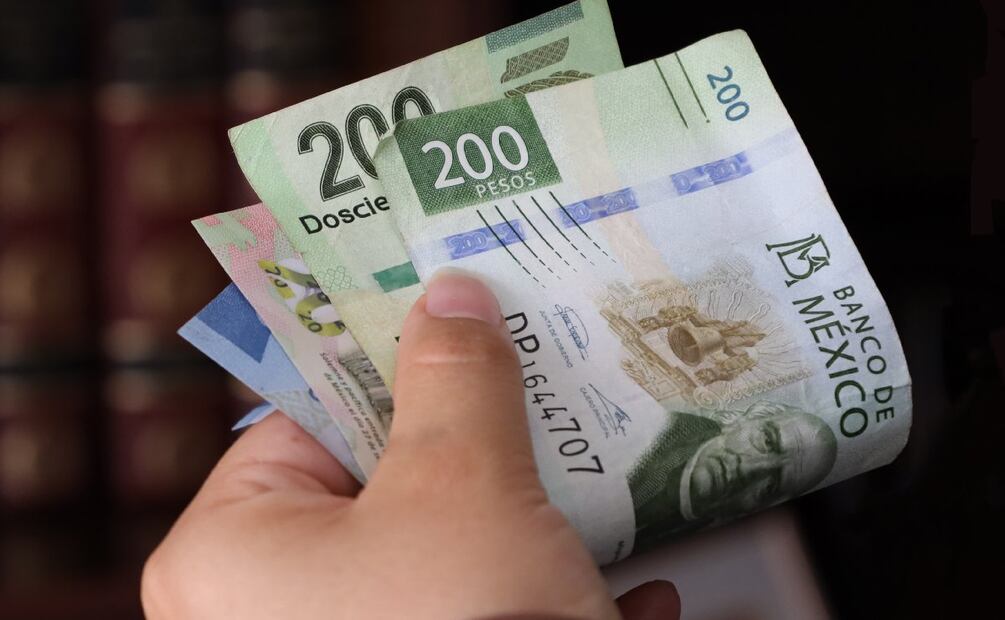 ¿Cuánto retiene el SAT por invertir en CETES? (Foto: DeDinero)