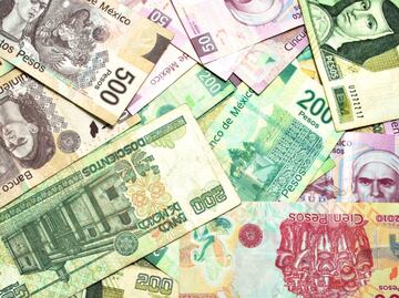 Banco de México revela billetes de colección que podrías vender en miles de pesos