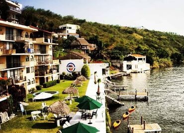 ¿Cuánto cuesta ir a Tequesquitengo en autobús?