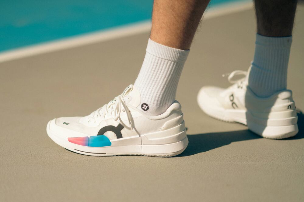 Estudiantes de Tecámac reciben tenis escolares gratuitos como parte del programa Pasos del Bicentenario (Foto: Unsplash)