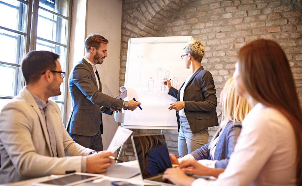 ¿Cuál es la edad perfecta para emprender? Cualquiera, pero conoce por qué a los 40 es una buena edad. (Foto: DeDinero)