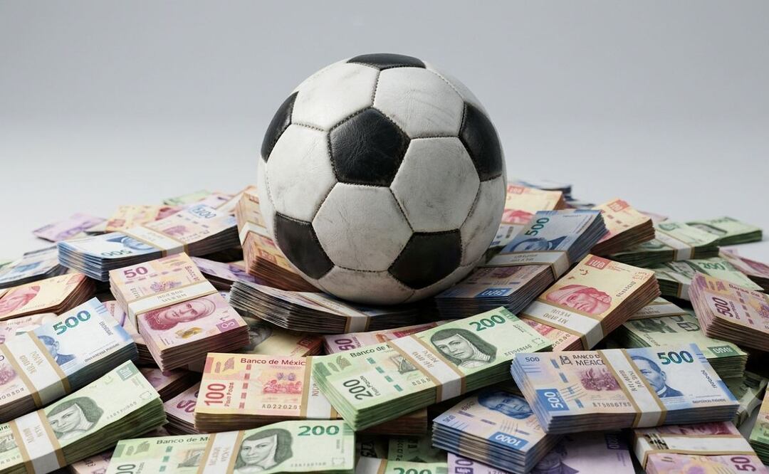 Ver el Mundial sin gastar de más sí es posible: estas claves protegen tu dinero y tu ahorro. (Foto: Creada con IA)