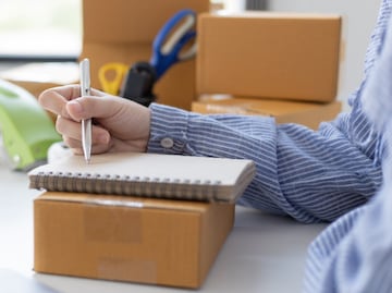 Qué cosas vender para ganar dinero en 2025. Ideas rentables y tendencias de negocio