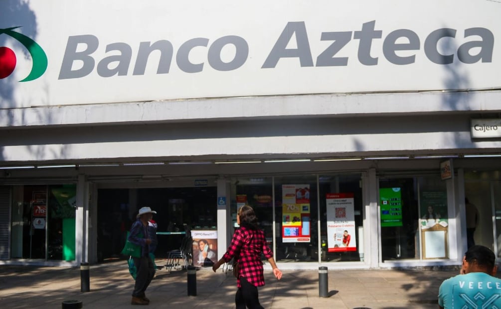 Banco Azteca abre hoy 1 de enero: el único banco con operaciones presenciales este Año Nuevo 2026. (Foto: Cuartoscuro)