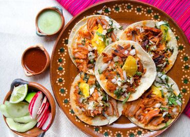 Taquería El Califa de León de la Estrella Michelín regala tacos al pastor a todos los que voten