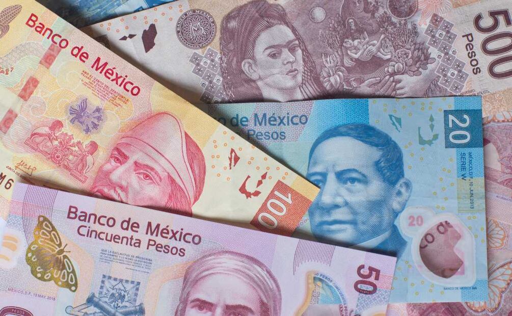 Claudia Sheinbaum anuncia nueva Pensión para Mujeres en México. (Foto: Cuartoscuro y DeDinero)