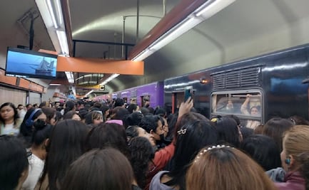 Caos y crisis en Metro CDMX este lunes 26 de febrero, usuarios suplican trenes vacíos tras media hora de espera