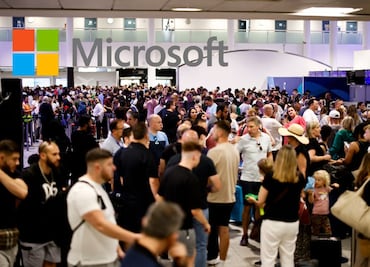 Apagón informático mundial: Fallan bancos, negocios, retrasos en vuelos y ¿qué más podría pasar?