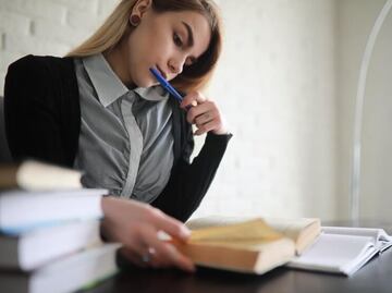 ¿Por qué es importante la educación financiera para los emprendedores, según Harvard?