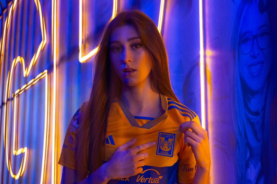 La hermana menor de los flores, fue presentada por lo Tigres femenil el 23 de enero del 2024. (Foto; Redes sociales)