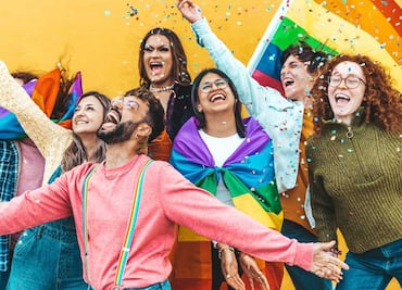 Más que orgullo: Cómo se ganan la vida y el impacto económico oculto de comunidad LGBT en México