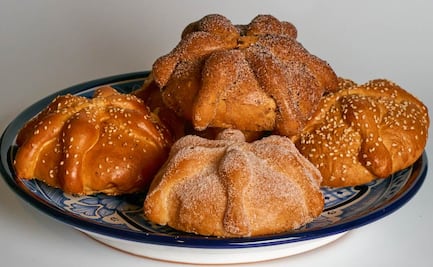 Haz Pan de Muerto en casa por 200 pesos, receta e ingredientes para 7 medianos