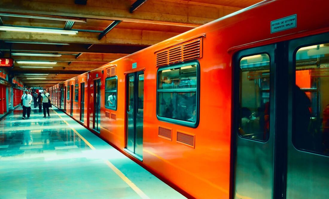 Aviso Metro de la Ciudad de México: Prohibición de servicio a usuarios. (Foto: Redes sociales)
