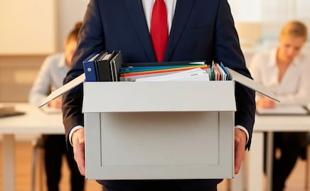 Faltar al trabajo tiene consecuencias: esto dice la LFT sobre despidos y faltas justificadas