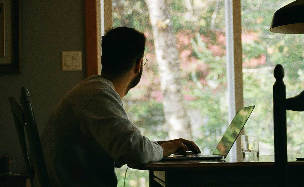 El tema de hoy: Pago de aguinaldo en el trabajo a distancia. (Foto: Unsplash)