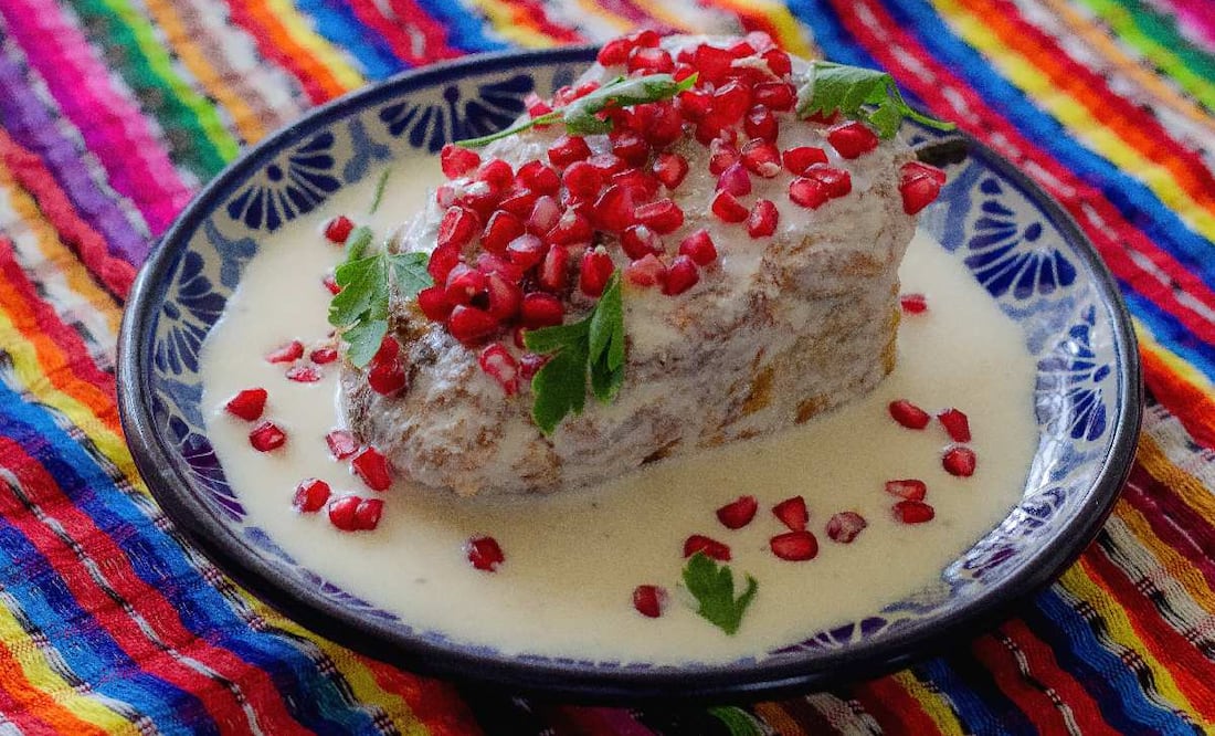 ¿Cuánto cuesta un chile en nogada preparado? (Foto: DeDinero)