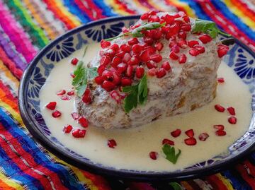 Cuánto cuesta hacer chiles en nogada para 4 personas en septiembre 2024