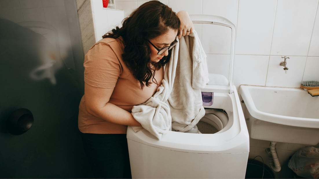 Con el programa de electrodomésticos de CFE puedes adquirir una lavadora o refrigerador eficiente a crédito (Foto: Canva)