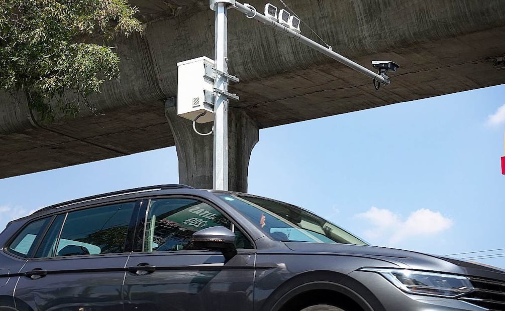 Ofrecen hasta 70% de descuento en multas y recargos por pago en línea durante el Buen Fin. (Foto: Cuartoscuro)