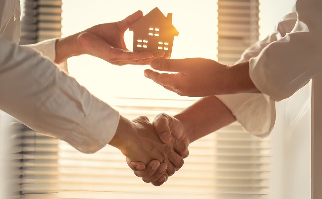 ¿Cómo iniciar a invertir en bienes raíces? (Foto: DeDinero)