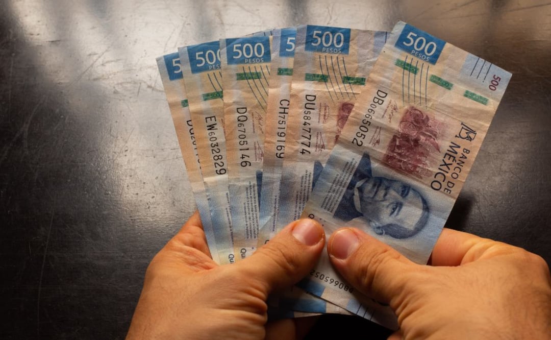 Guía para solicitar un crédito de 100 mil pesos y cuánto pagarás según tu plazo de pago, (Foto: DeDinero)