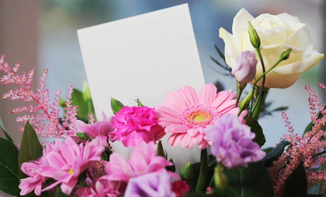 Existen diversas formas de expresar tu afecto sin gastar mucho dinero. (Foto: Pixabay)